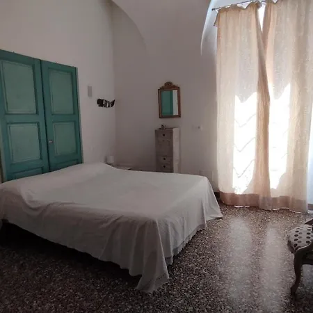 Casa Mazzini Di Casa Italia 게스트하우스 스포토르노