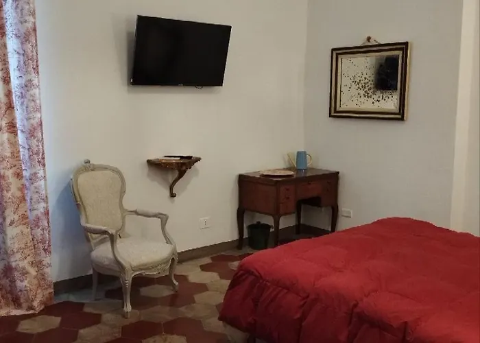 Casa Mazzini Di Casa Italia 스포토르노