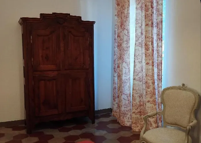 Casa Mazzini Di Casa Italia 스포토르노
